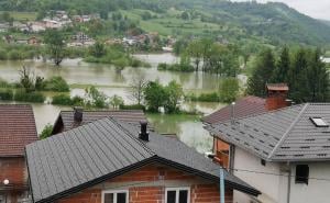 Foto: Općina Bosanska Krupa / Poplave prijete kućama, proglašeno vanredno stanje